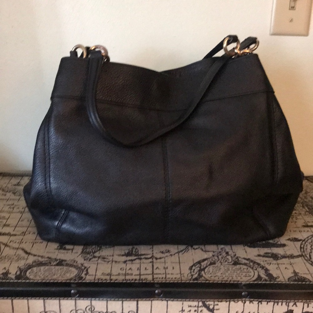 Authentic Coach Bag!! - Picture 2 of 8